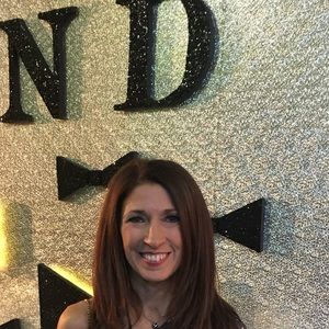 Meet your Posher, Toni
